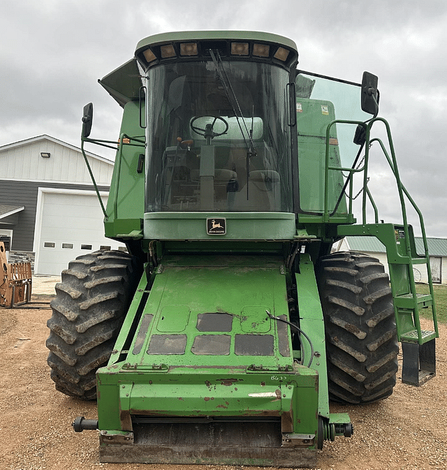 Image of John Deere 9500 equipment image 1