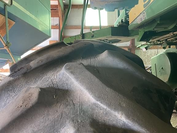Image of John Deere 9500 equipment image 1