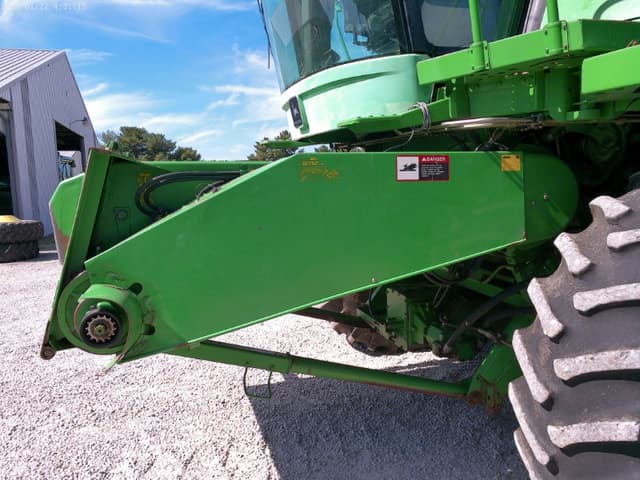 Image of John Deere 9500 equipment image 1