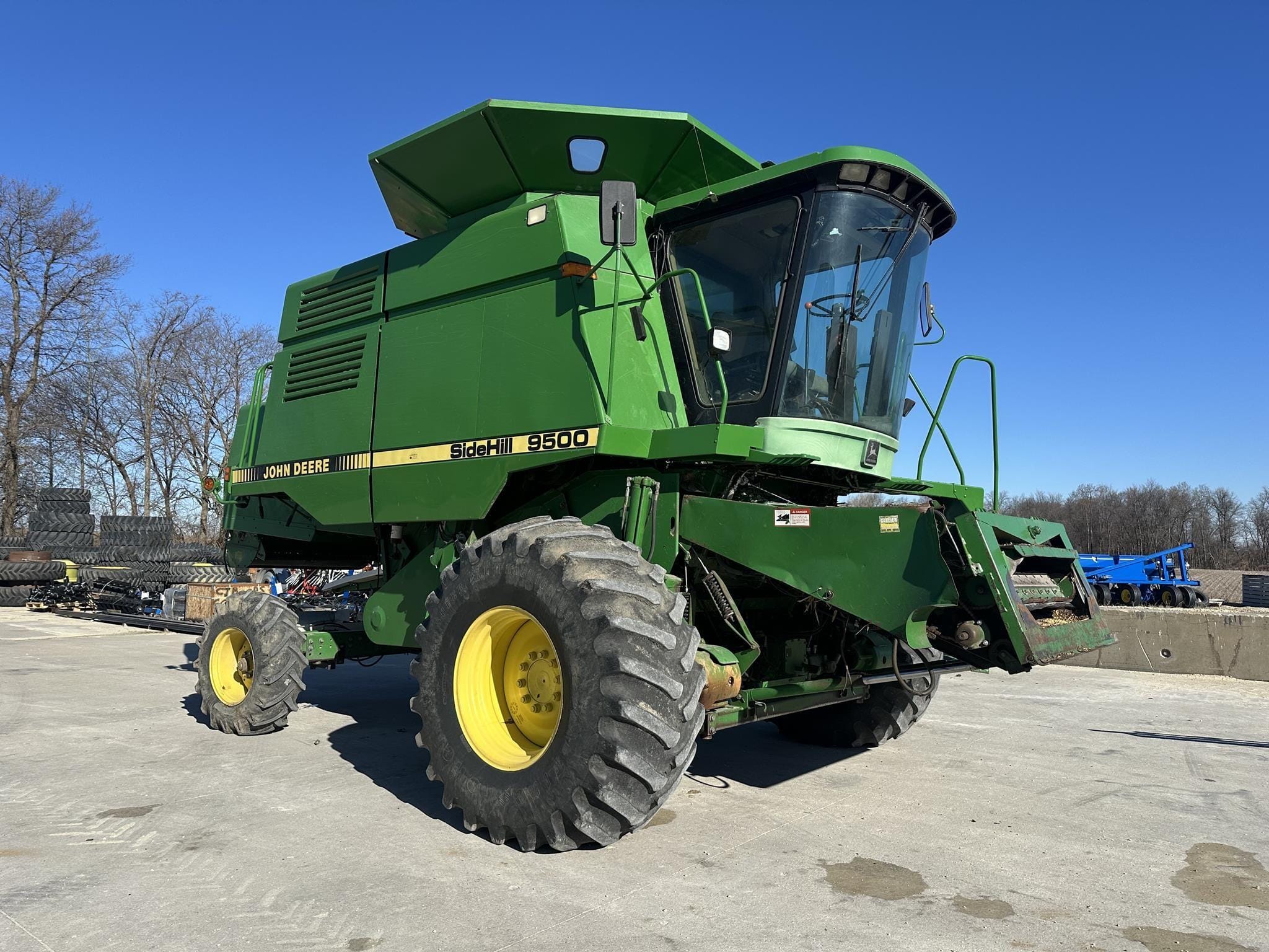 1993 John Deere 9500 Equipment Image0