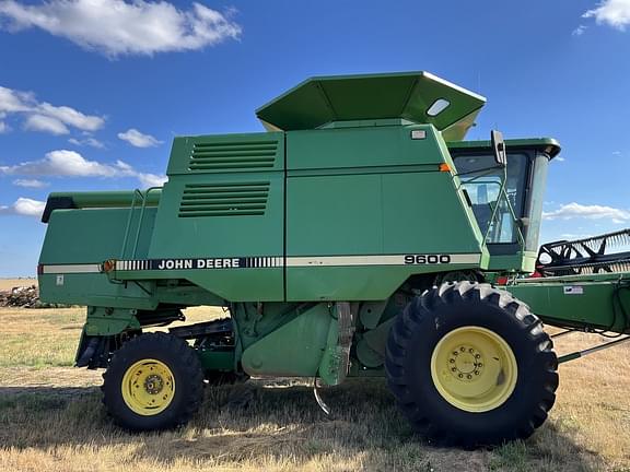 Image of John Deere 9600 equipment image 1