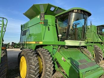 1993 John Deere 9600 Equipment Image0