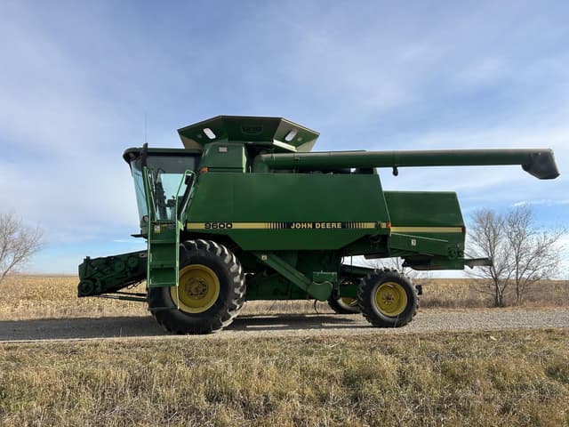Image of John Deere 9600 equipment image 3