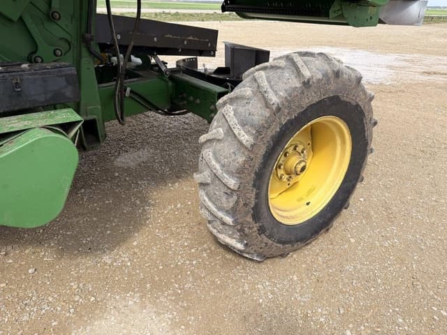 Image of John Deere 9600 equipment image 4