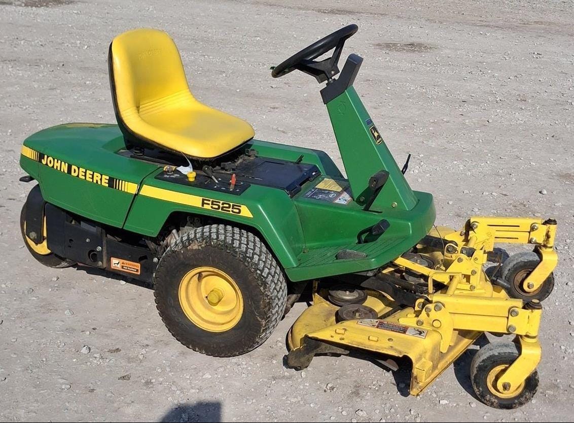 1993 John Deere F525 Equipment Image0