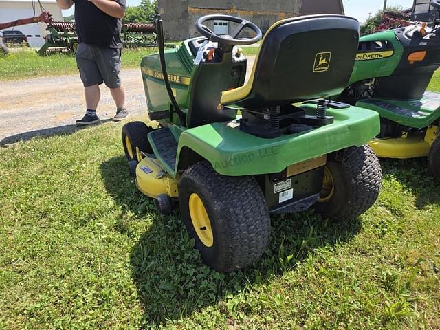 Image of John Deere LX172 equipment image 4