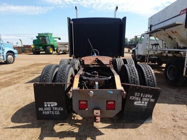 Image of Kenworth T600 equipment image 4