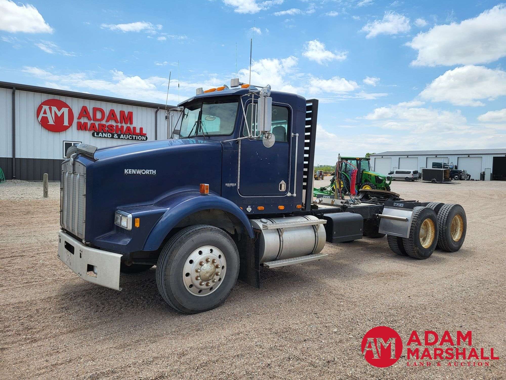 1993 Kenworth T800 Equipment Image0