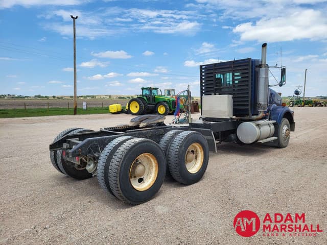 Image of Kenworth T800 equipment image 3
