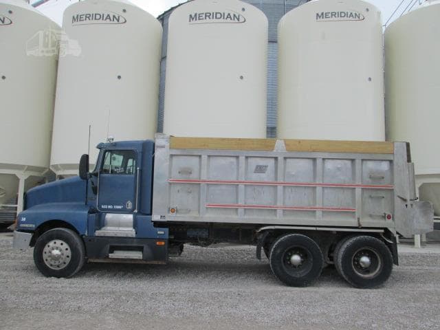 Image of Kenworth T600 equipment image 2