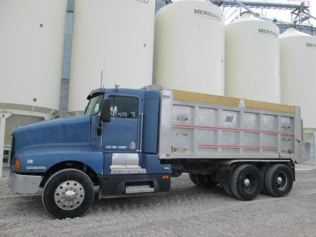 Image of Kenworth T600 Primary image