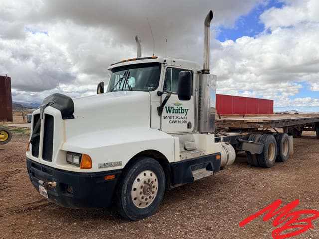 Image of Kenworth T600 equipment image 1