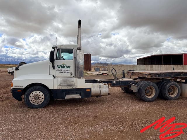 Image of Kenworth T600 equipment image 2