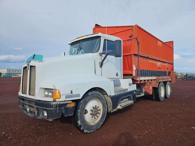 Image of Kenworth T600 equipment image 1