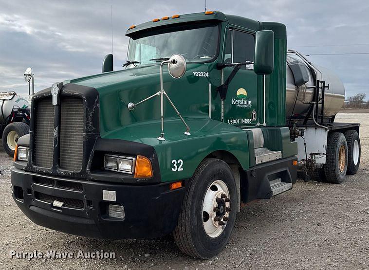Image of Kenworth T600 Primary image