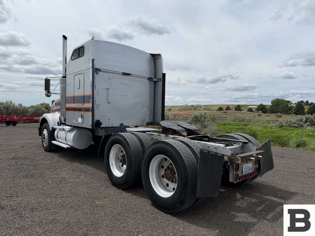 Image of Kenworth T800 equipment image 3
