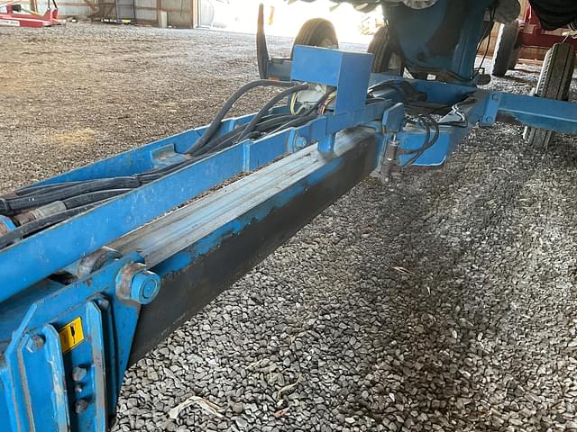 Image of Kinze 2300 equipment image 4