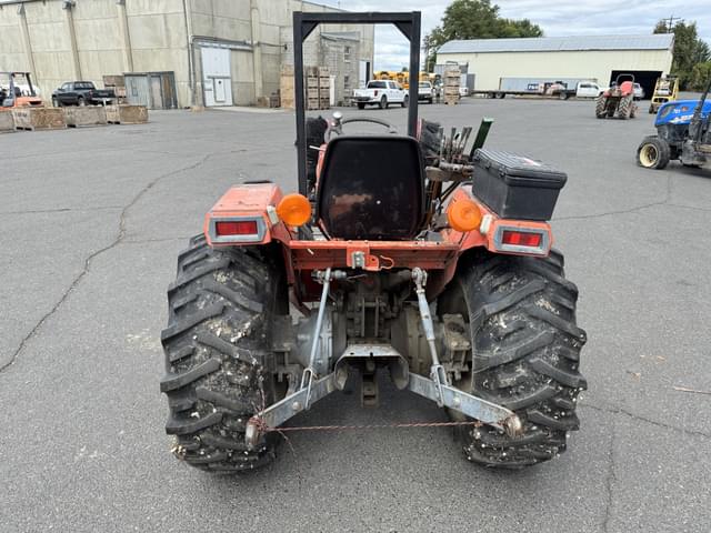 Image of Kubota L3650 equipment image 3