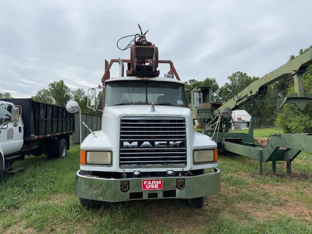 Image of Mack CH613 equipment image 4