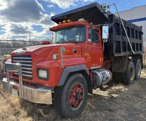 1993 Mack RD688SX Image