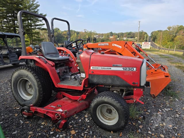 Image of Massey Ferguson 1230 equipment image 2