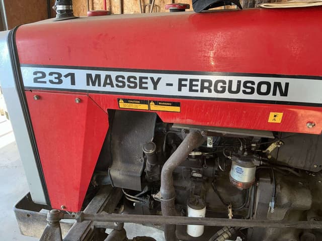 Image of Massey Ferguson 231 equipment image 1