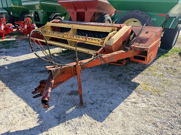 1993 New Holland 492 Equipment Image0