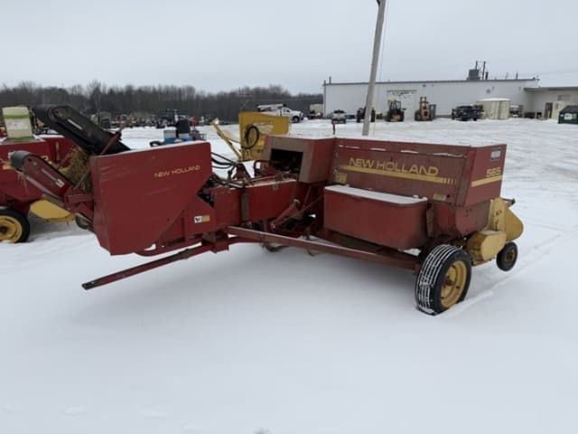 Image of New Holland 565 equipment image 4