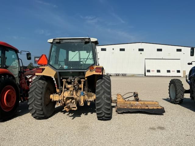 Image of New Holland 6640 equipment image 4