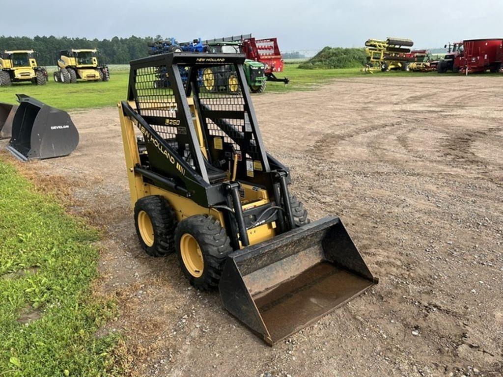 Image of New Holland L250 Primary image
