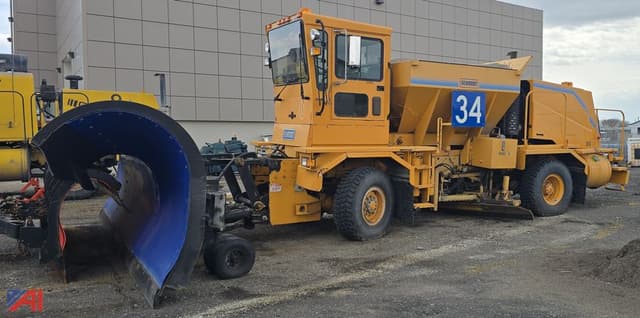 Image of Oshkosh HB2518 equipment image 1