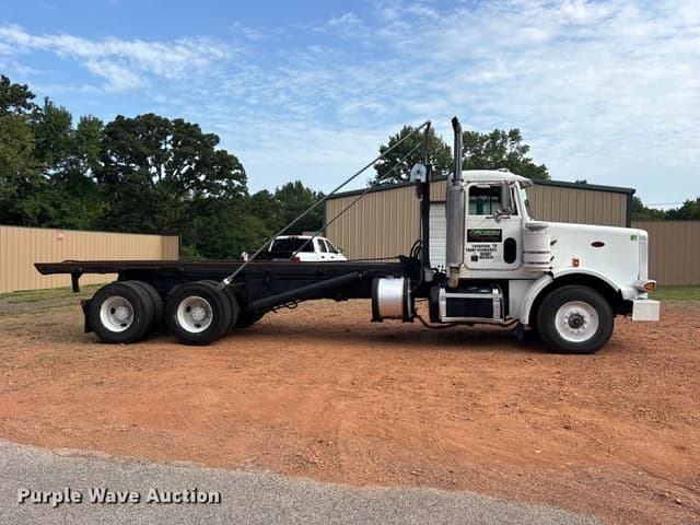 Image of Peterbilt 357 equipment image 3