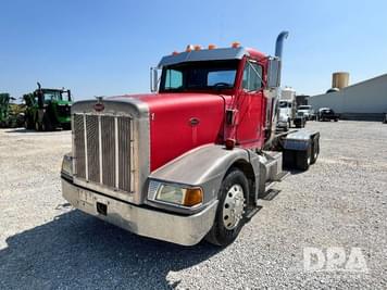 Main image Peterbilt 377