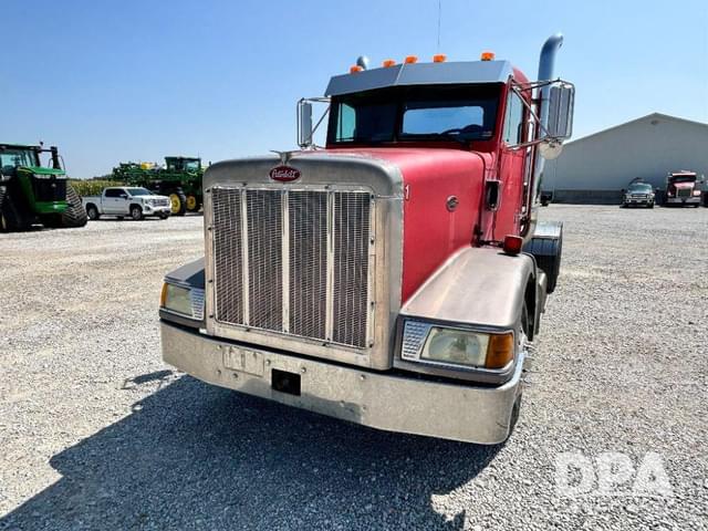 Image of Peterbilt 377 equipment image 1