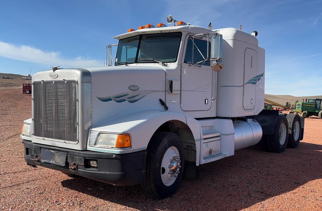 Image of Peterbilt 377 Primary image