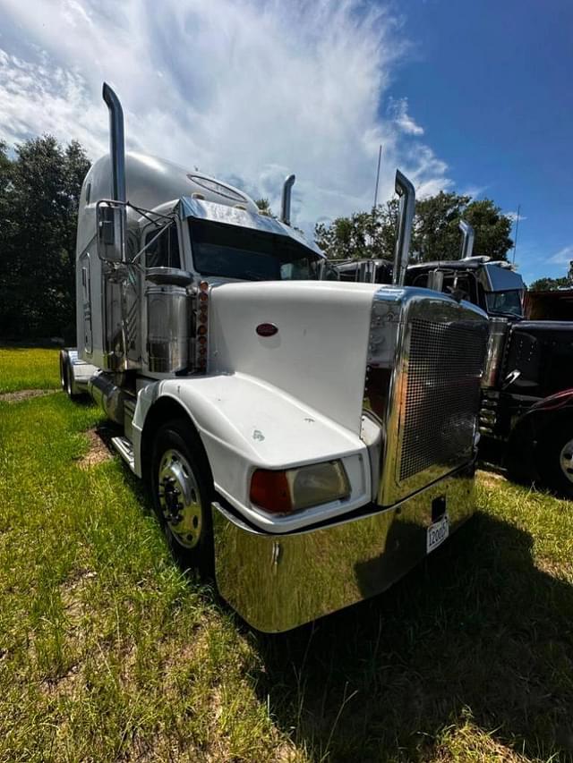 Image of Peterbilt 377 equipment image 2