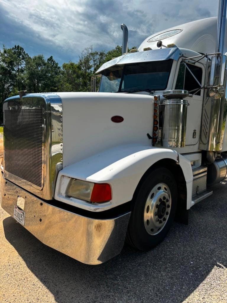 Main image Peterbilt 377