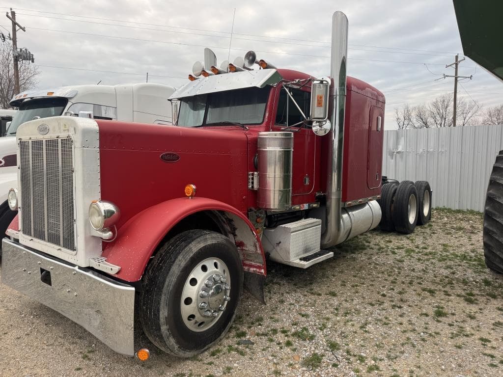 Image of Peterbilt 379 Primary Image