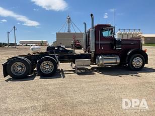 Main image Peterbilt 379 13