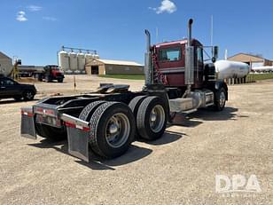 Main image Peterbilt 379 17