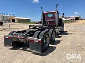 Thumbnail image Peterbilt 379 18