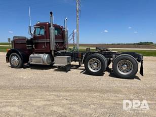 Main image Peterbilt 379 25