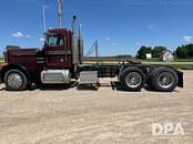 Thumbnail image Peterbilt 379 27