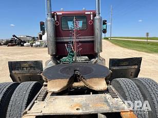 Main image Peterbilt 379 68