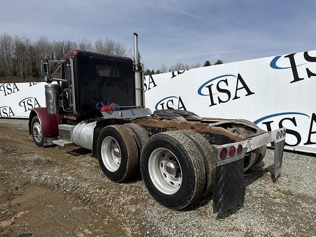 Image of Peterbilt 379 equipment image 2