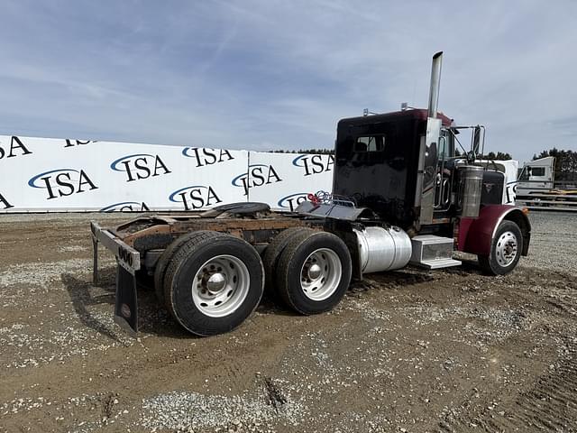 Image of Peterbilt 379 equipment image 4