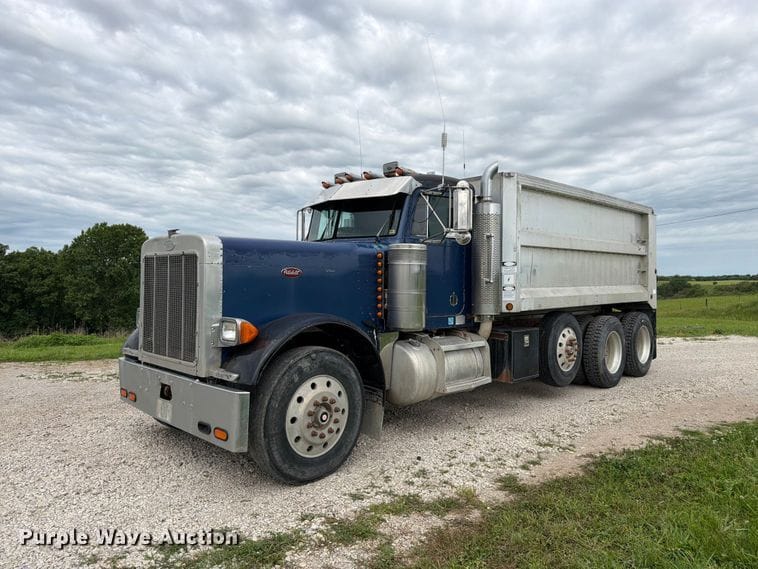 1993 Peterbilt 379 Equipment Image0