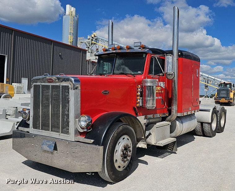 SOLD - 1993 Peterbilt 379 Lot No. EK0841 Other Equipment with