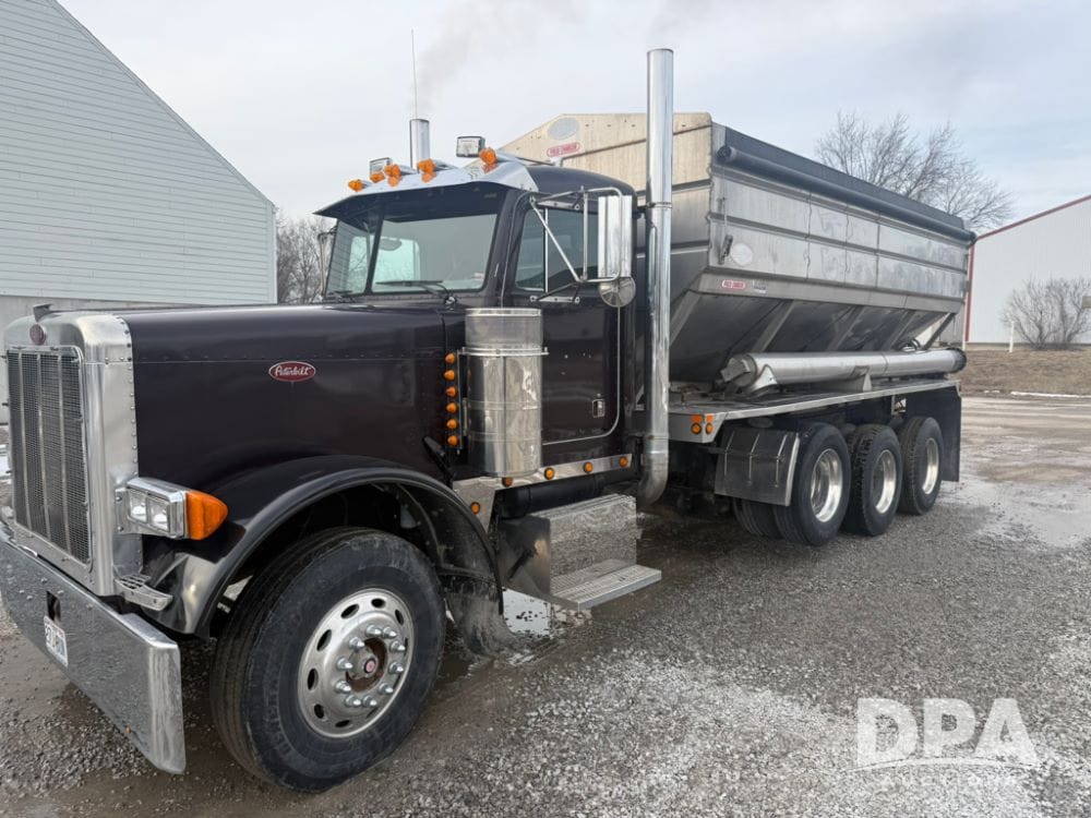 1993 Peterbilt 379 Equipment Image0