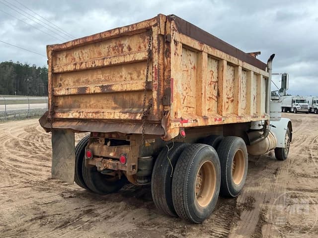 Image of Peterbilt 379 equipment image 4